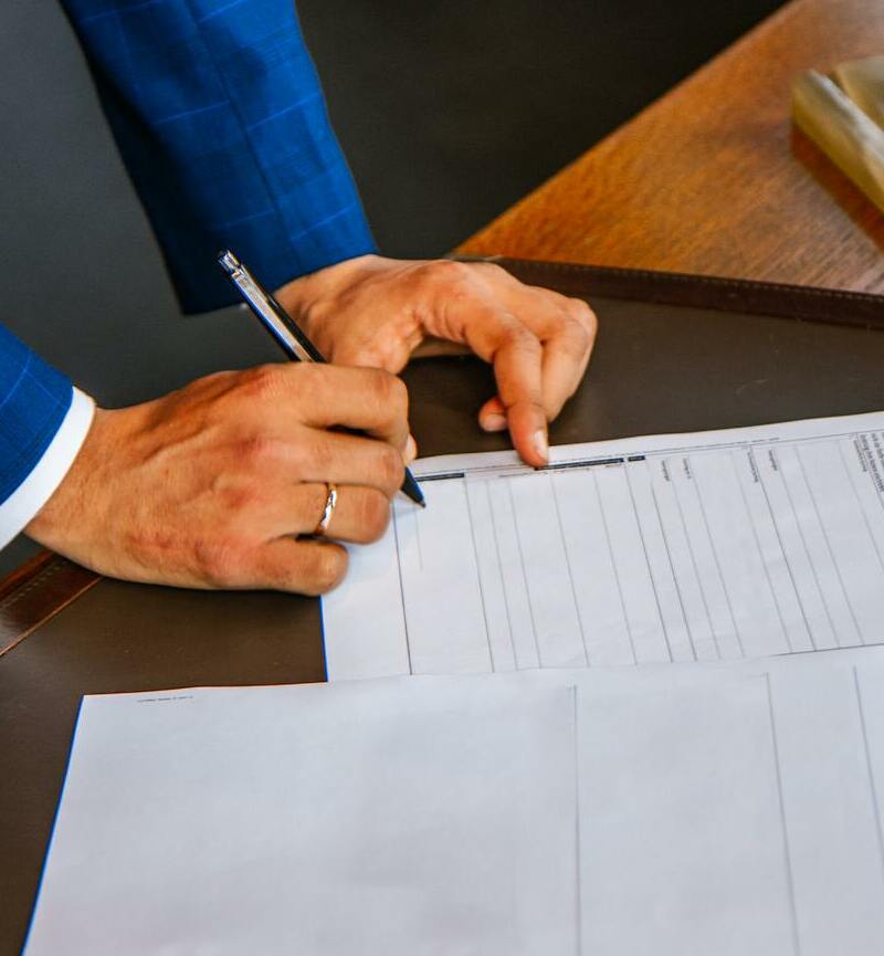 Административные дела<br>